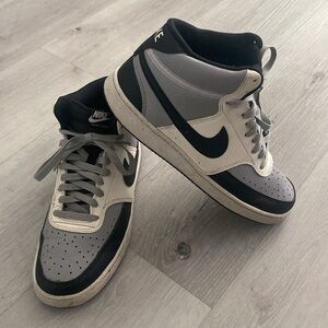 Nike Men's Black and Gray Court Vision Sneakers Size 9